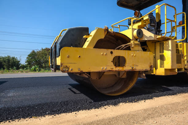 Why Choose Us For All Your Driveway Paving Needs in Pinconning, MI?